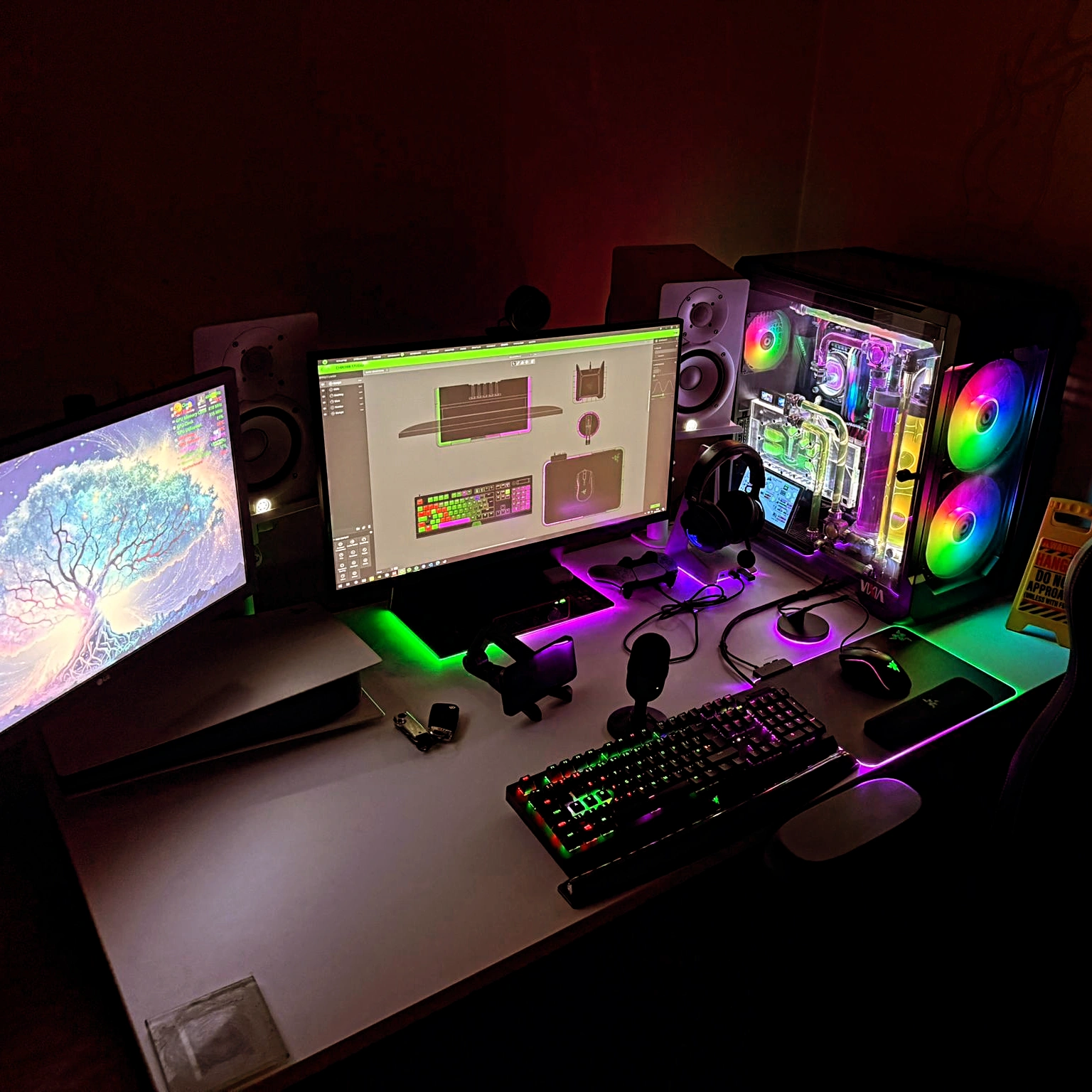 VIXIA custom gaming PC installed and ready to use at a customer desk